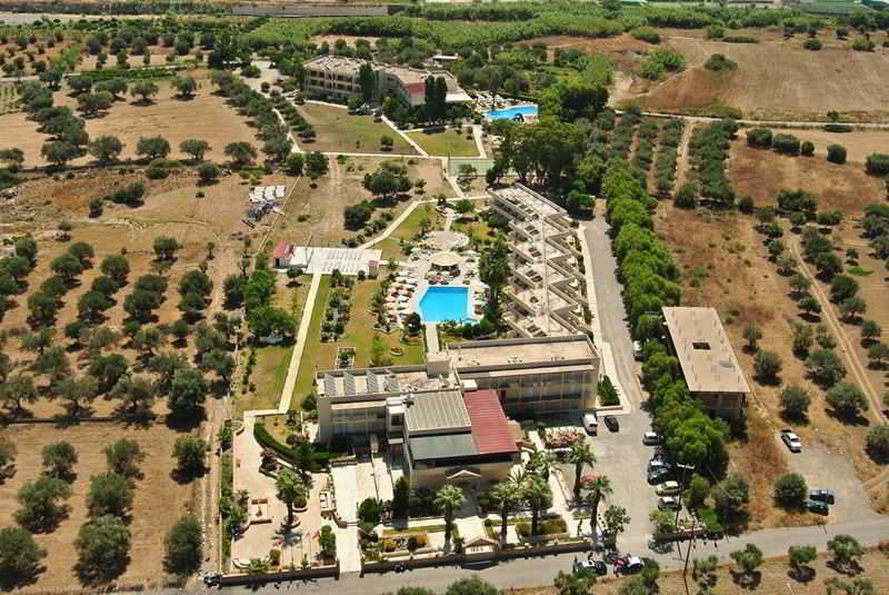 Olive Garden Hotel Lardos Buitenkant foto